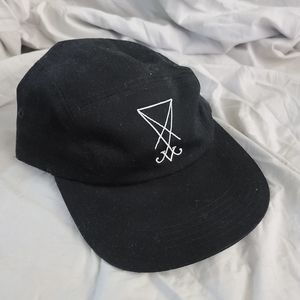 Black Craft 5 panel sigil hat